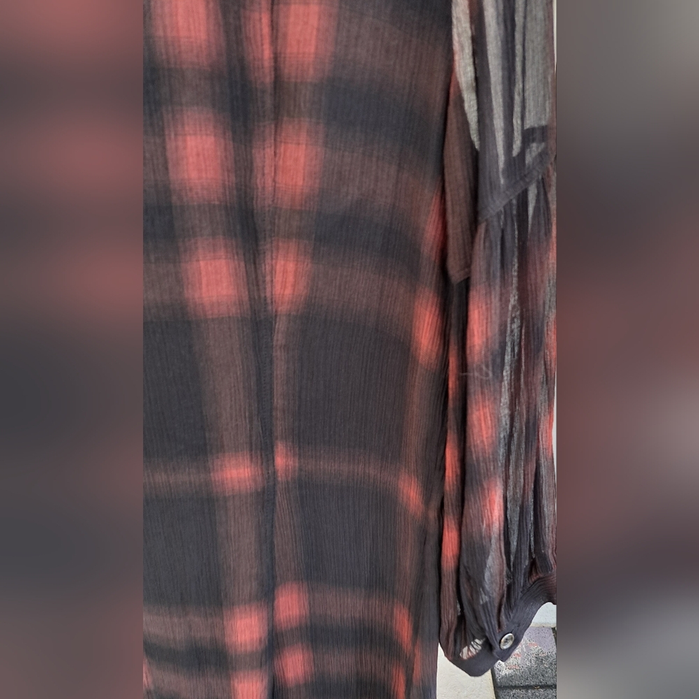 Burberry Black and Red Women's Blouse - Picture 7 of 9